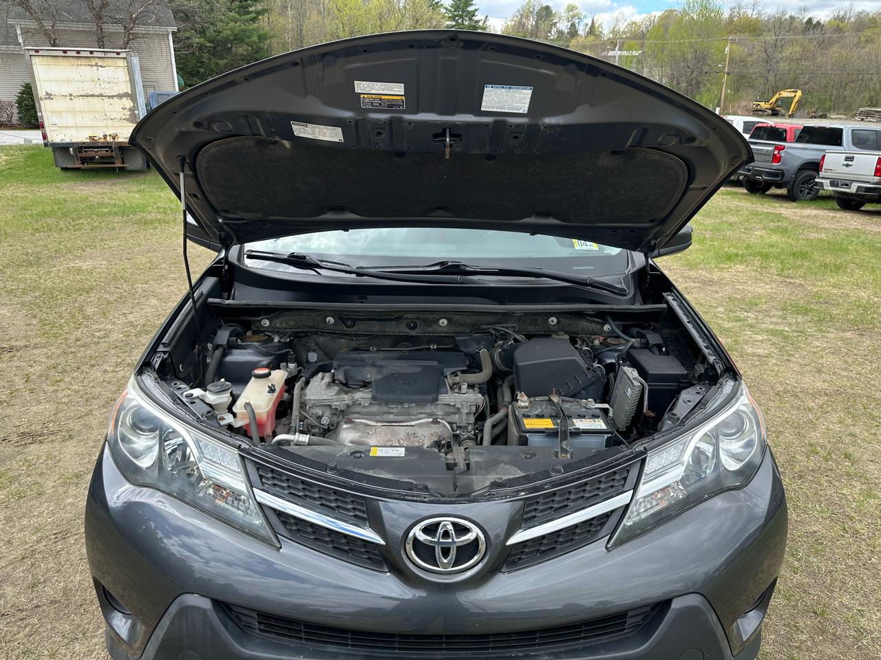 Toyota RAV4 AWD 4dr LE (Natl) 2015