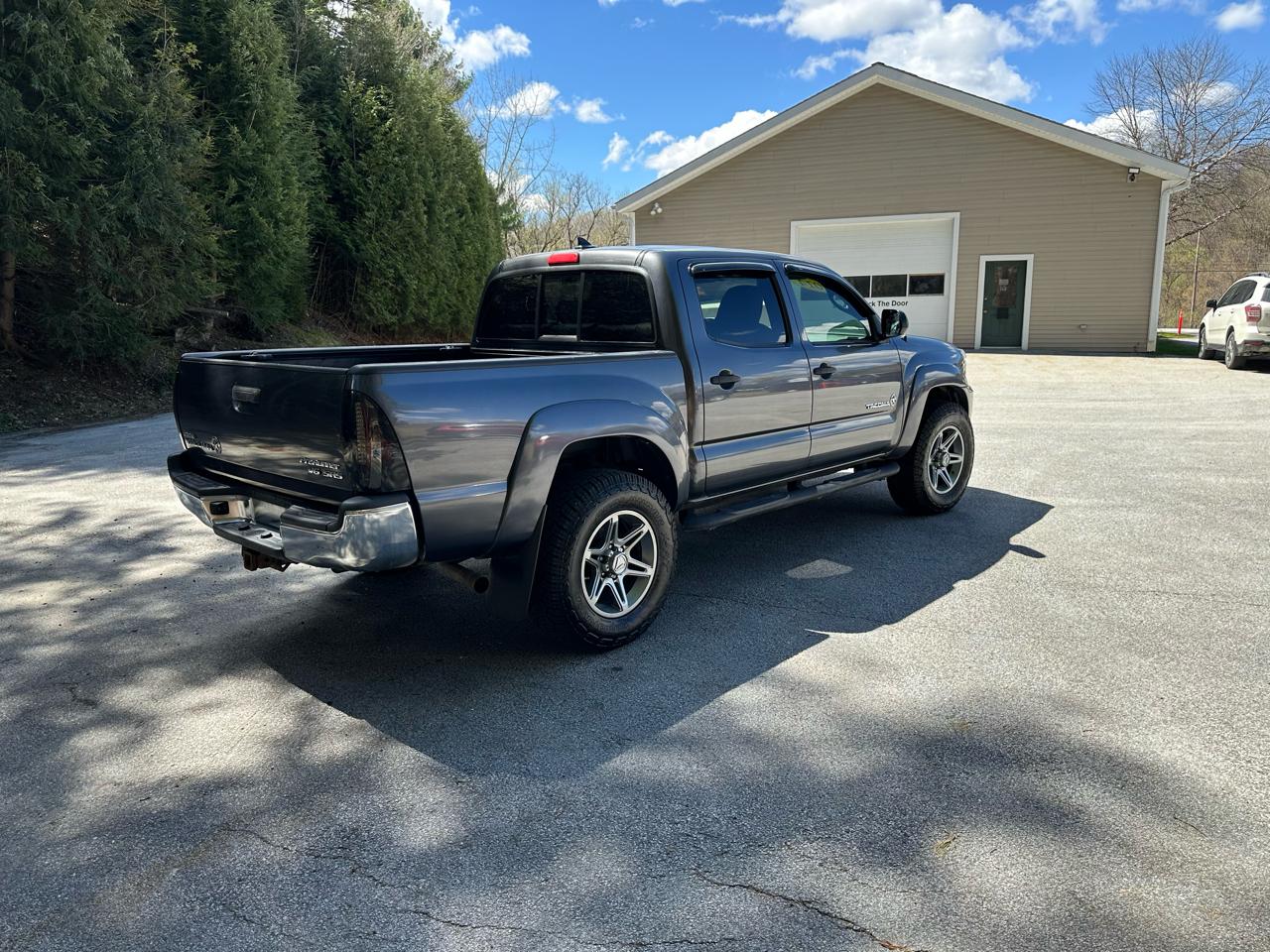 Toyota Tacoma 2WD Double Cab V6 AT PreRunner (Natl) 2014