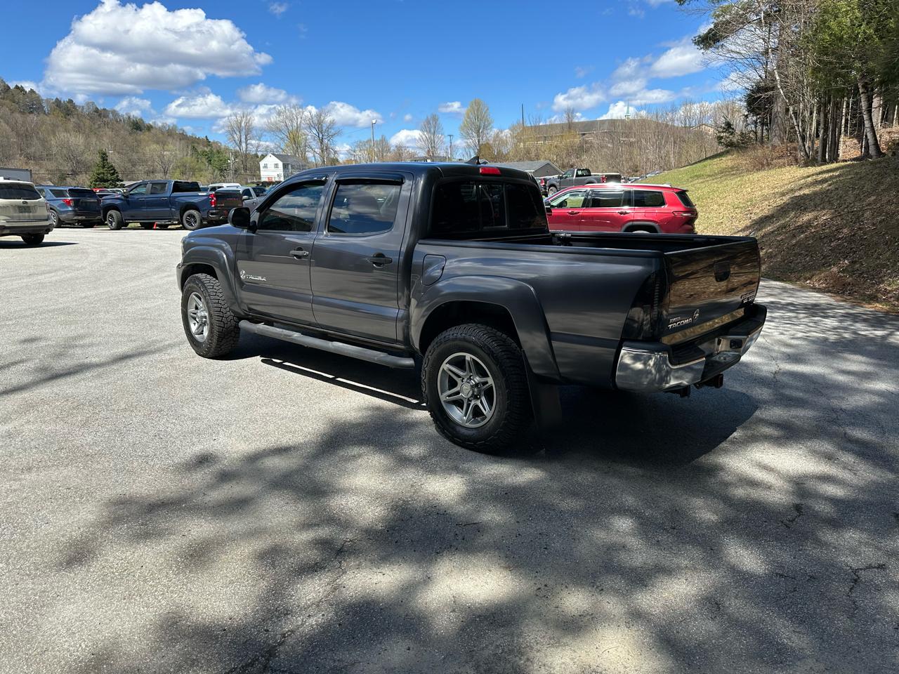 Toyota Tacoma 2WD Double Cab V6 AT PreRunner (Natl) 2014