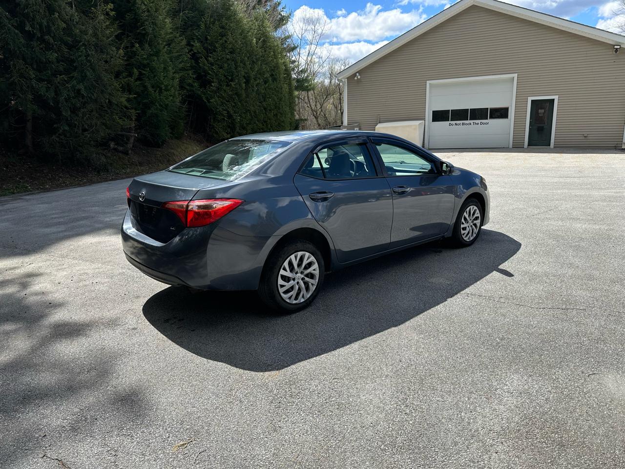Toyota Corolla 4dr Sedan LE Auto 2017