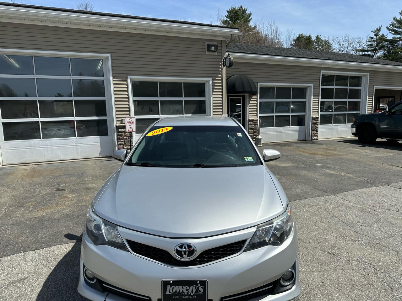 Toyota Camry 2014.5 4dr Sdn I4 Auto SE Sport (Natl) 2014