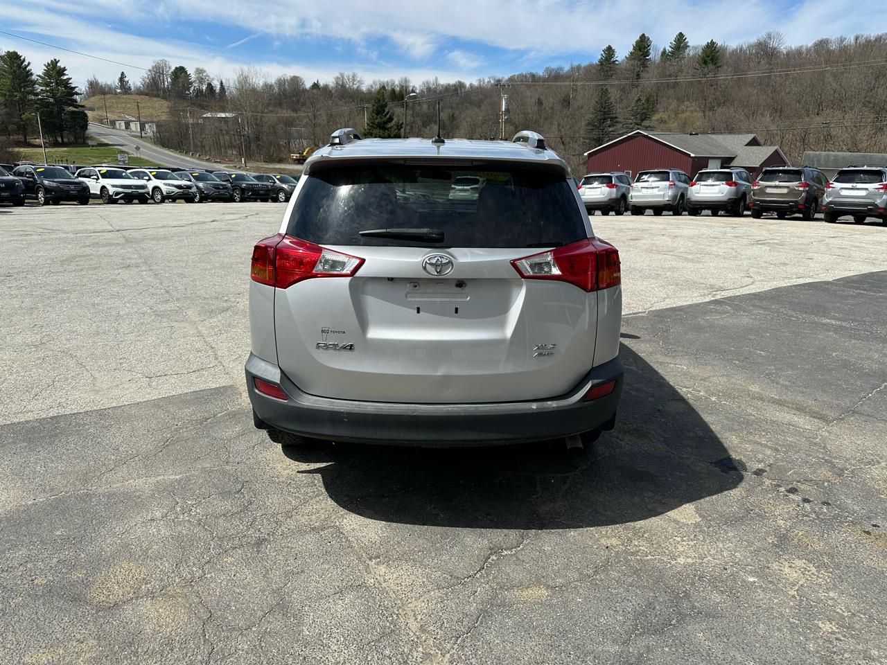 Toyota RAV4 AWD 4dr XLE (Natl) 2014