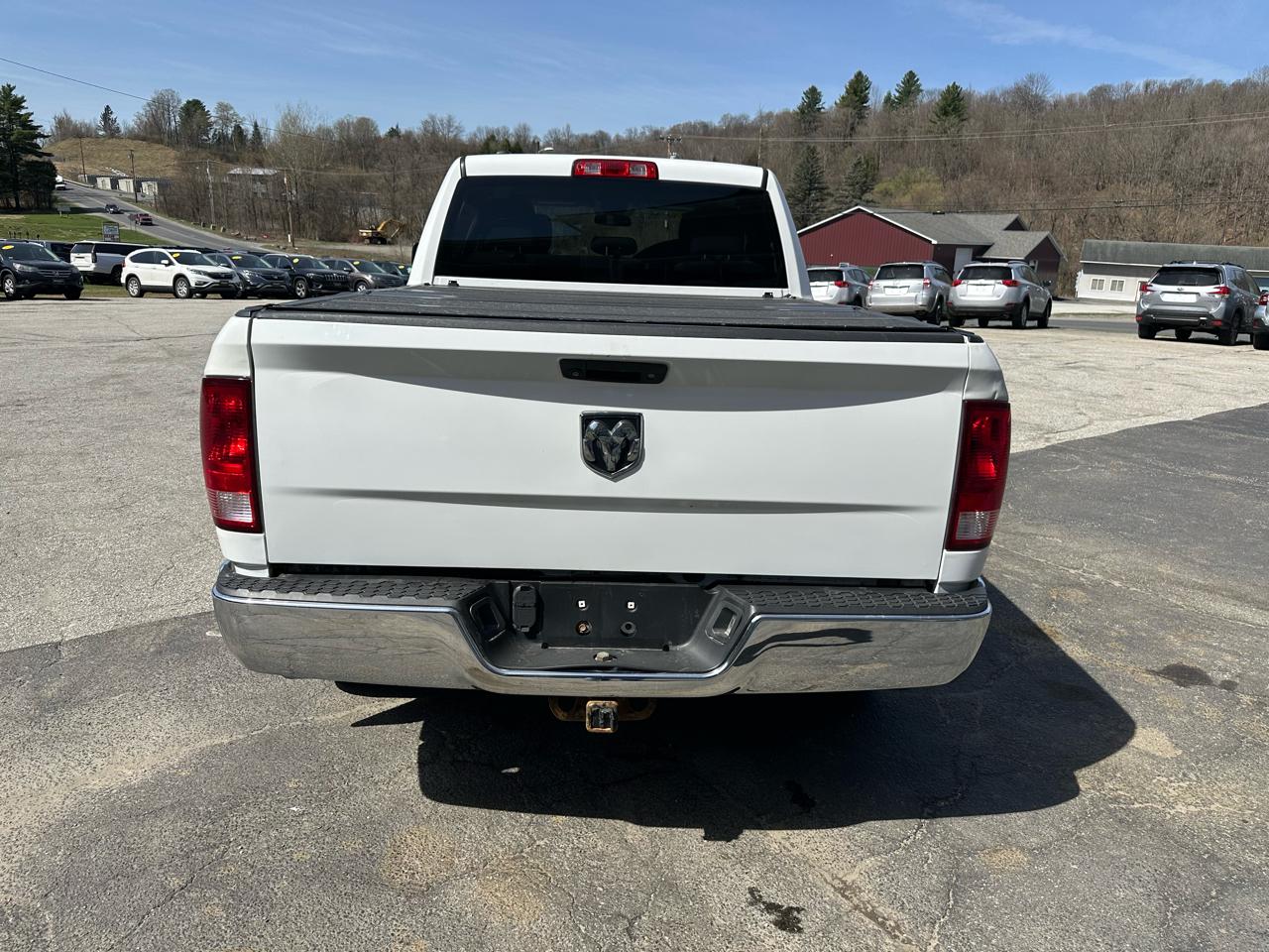 RAM 1500 Express 4x4 Quad Cab 6'4" Box 2018