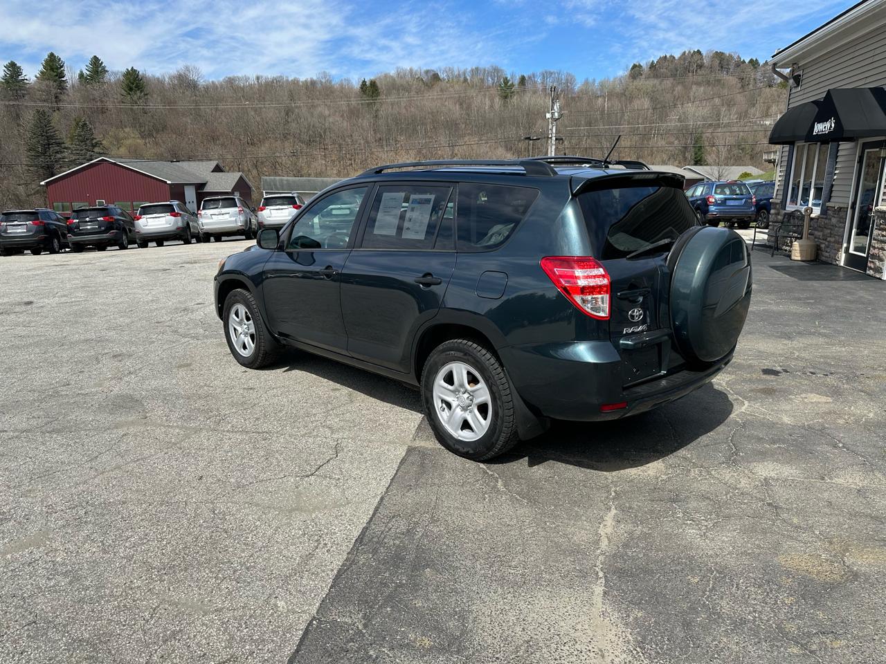 Toyota RAV4 4WD 4dr I4 (Natl) 2012