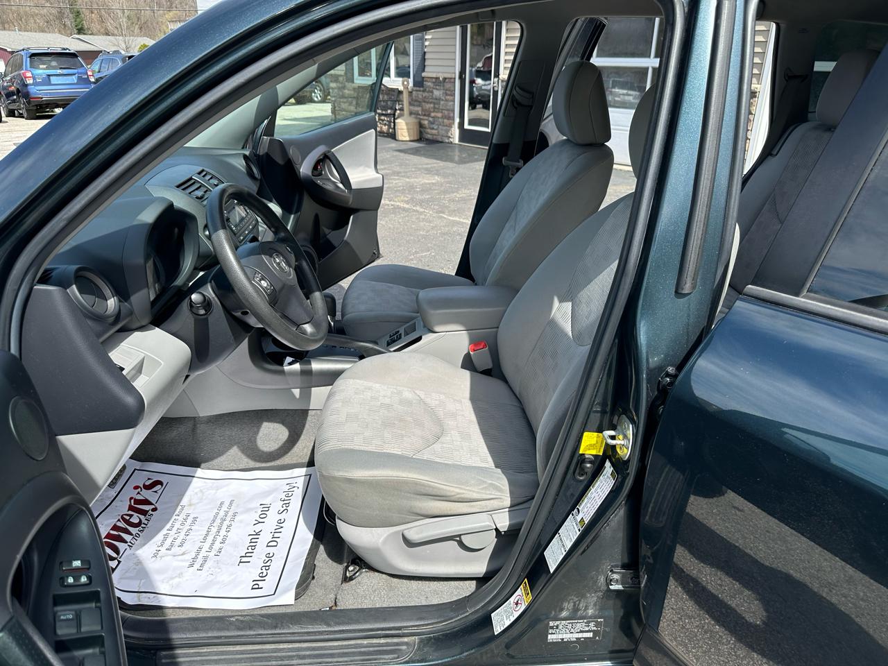 Toyota RAV4 4WD 4dr I4 (Natl) 2012