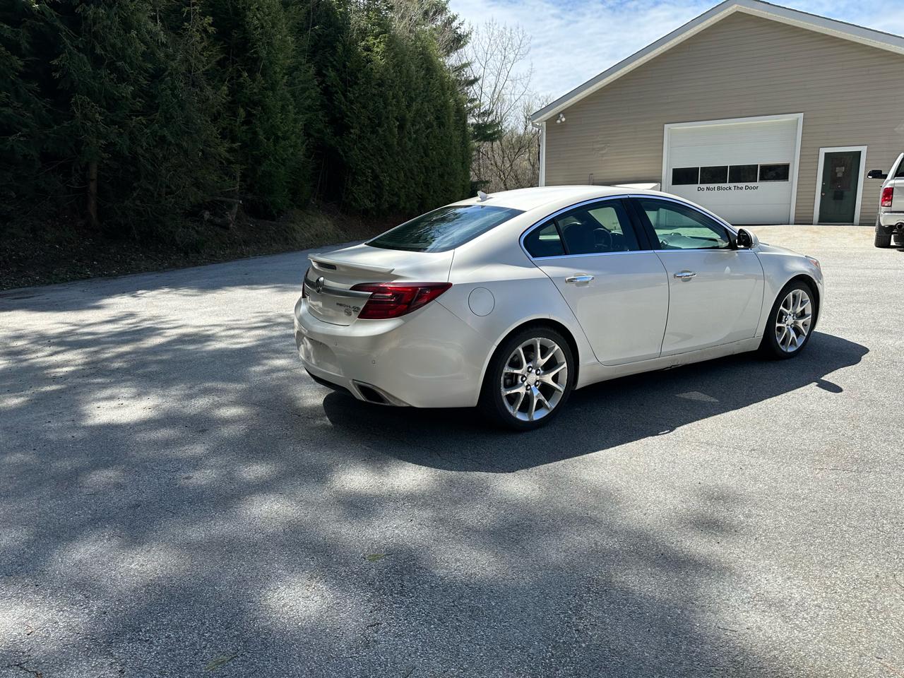 Buick Regal 4dr Sdn GS AWD 2014