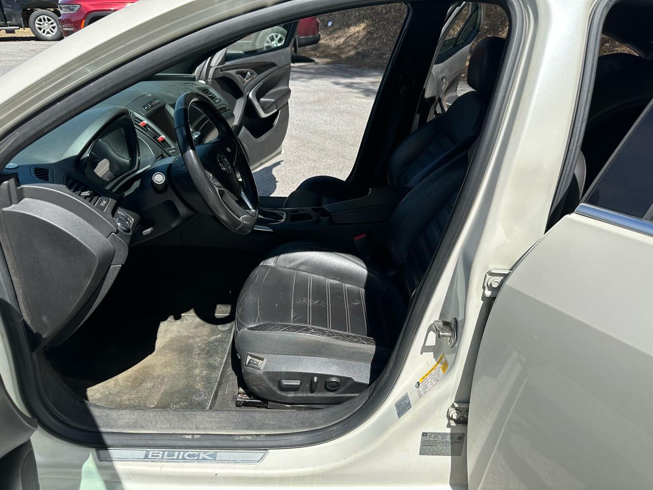Buick Regal 4dr Sdn GS AWD 2014