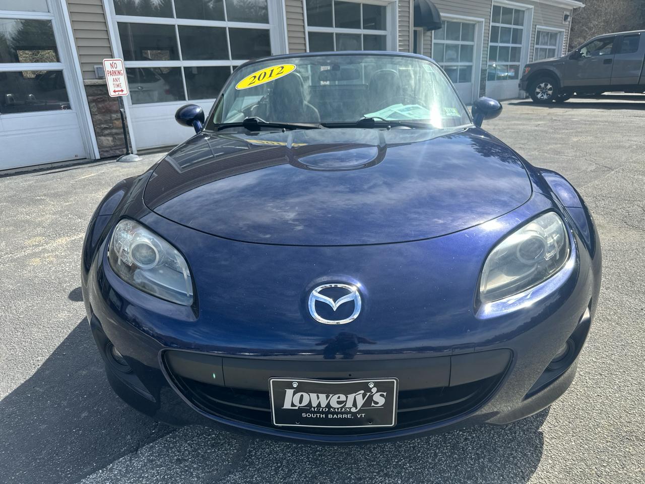 Mazda MX-5 Miata 2dr Conv Auto Sport 2012