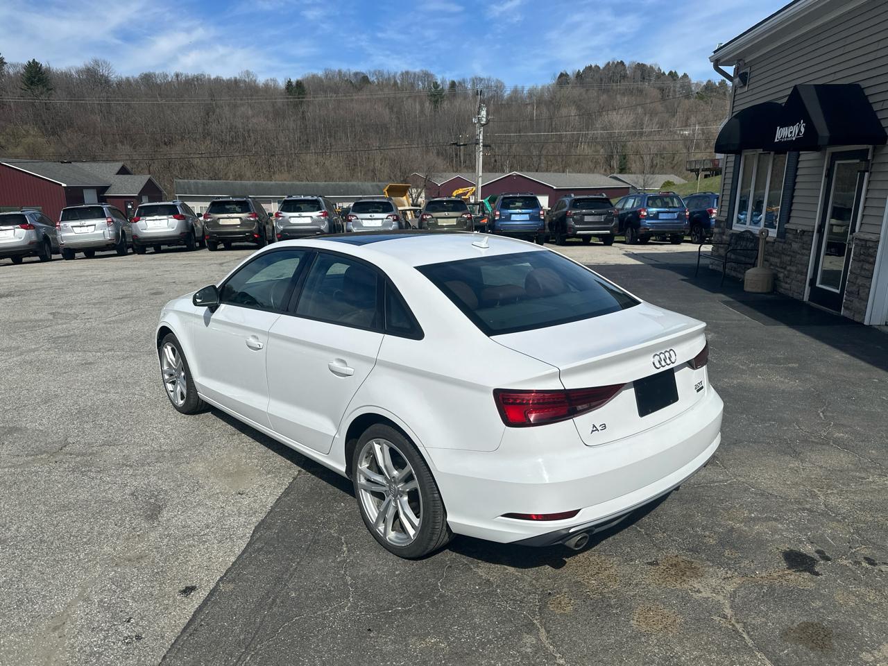 Audi A3 Sedan 2.0 TFSI Tech Premium quattro AWD 2018