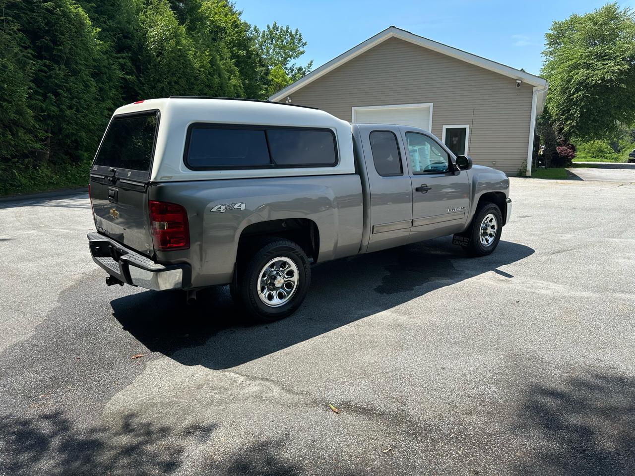 Chevrolet Silverado 1500 4WD Ext Cab 143.5" LT 2013