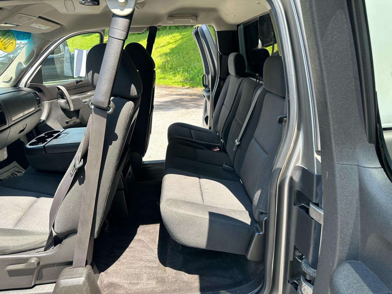 Chevrolet Silverado 1500 4WD Ext Cab 143.5" LT 2013