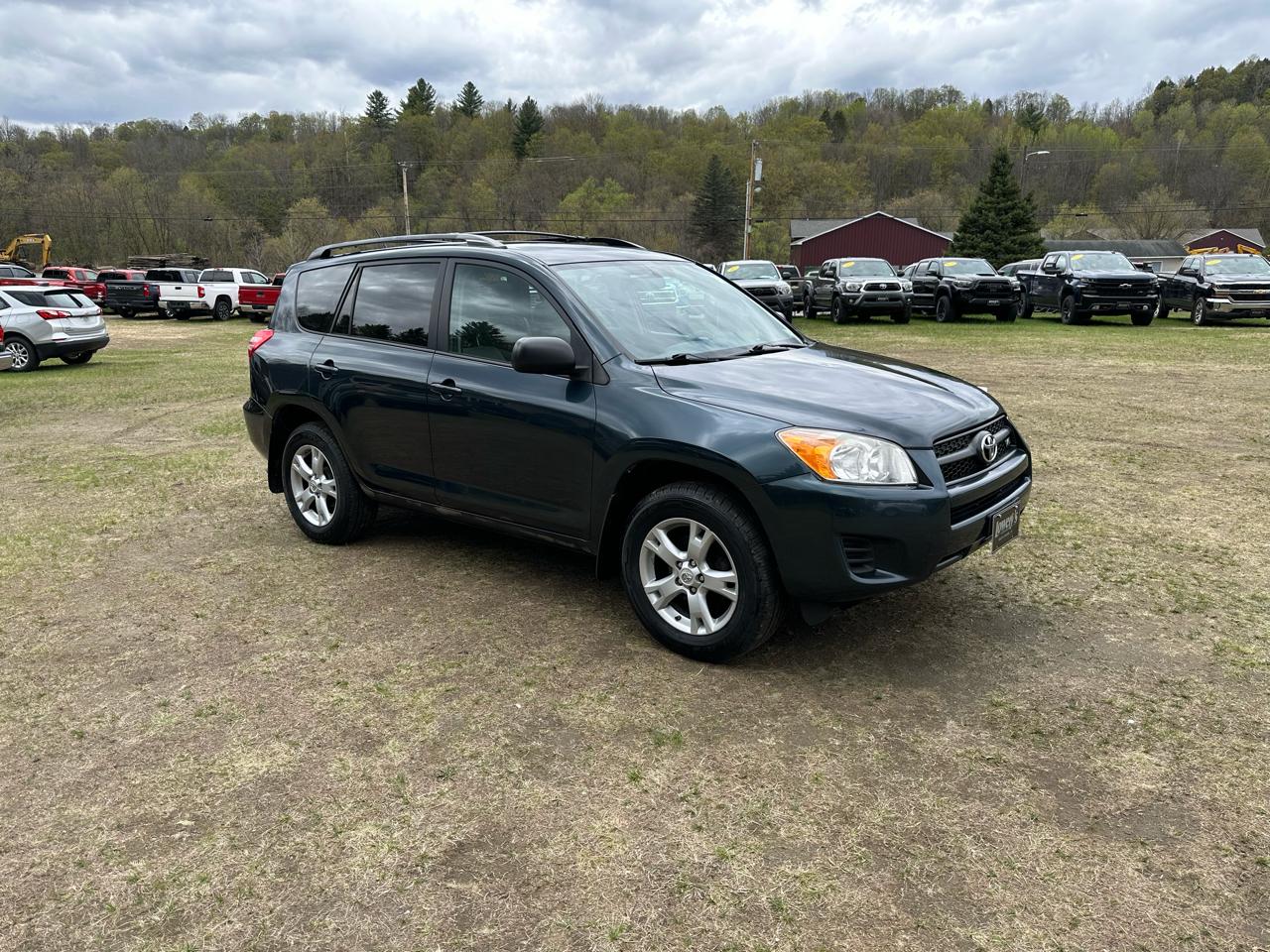 Toyota RAV4 4WD 4dr V6 (Natl) 2012