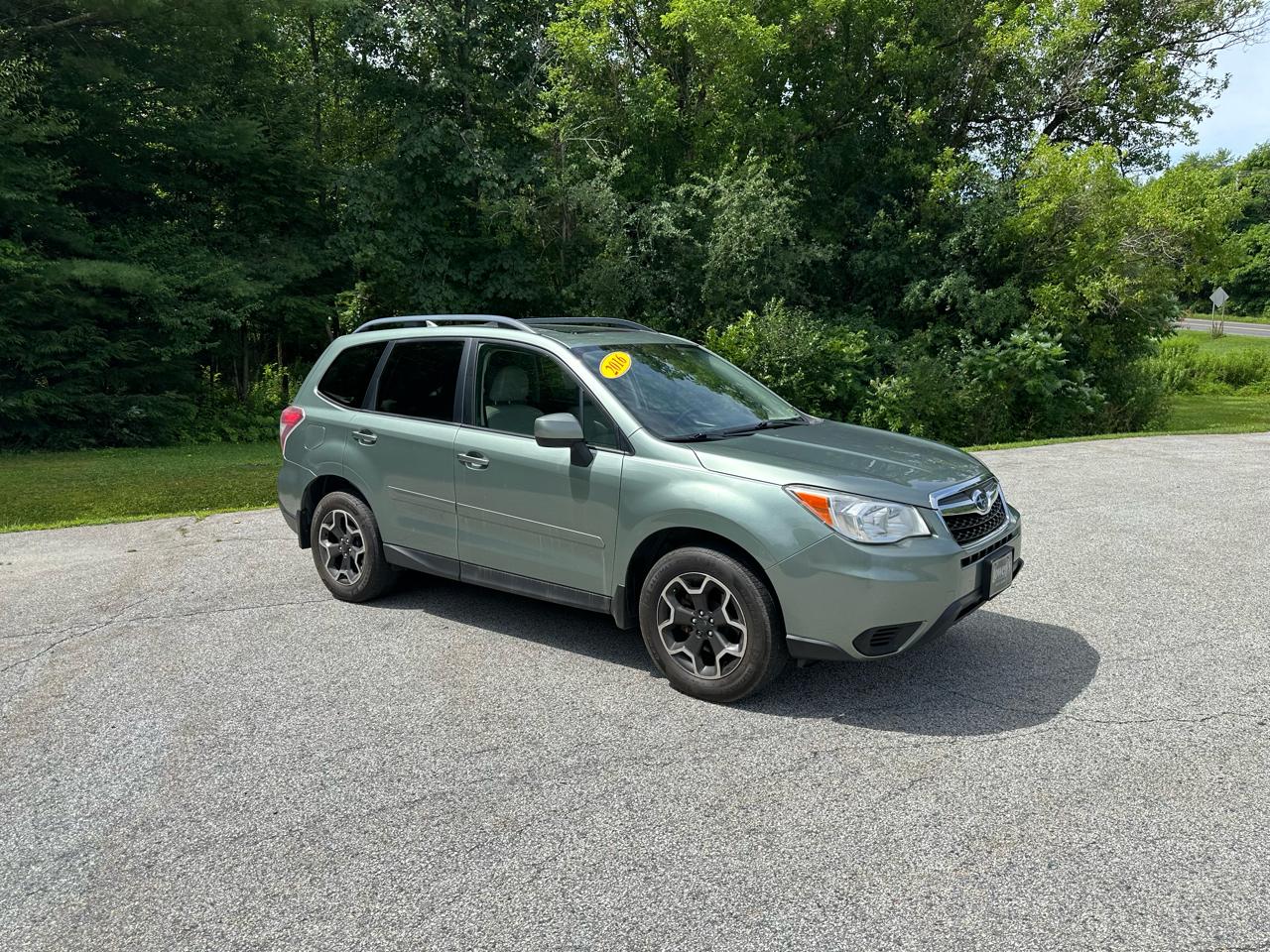 Subaru Forester 4dr CVT 2.5i Premium PZEV 2016