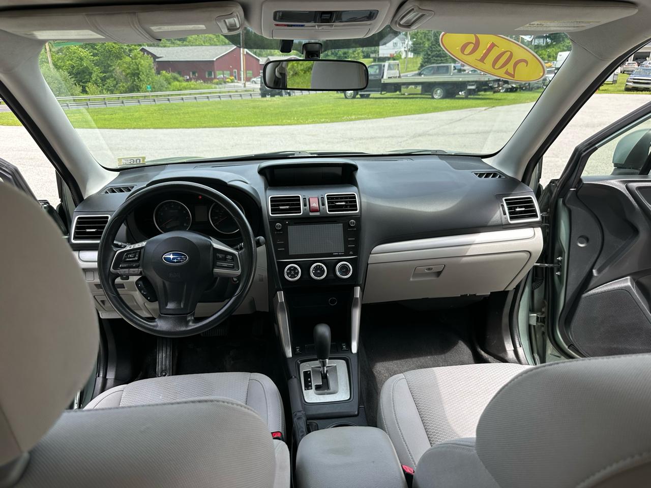 Subaru Forester 4dr CVT 2.5i Premium PZEV 2016