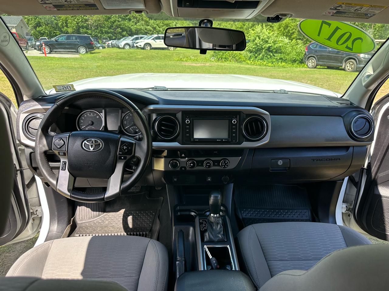 Toyota Tacoma SR5 Access Cab 6' Bed I4 4x4 AT (Natl) 2017
