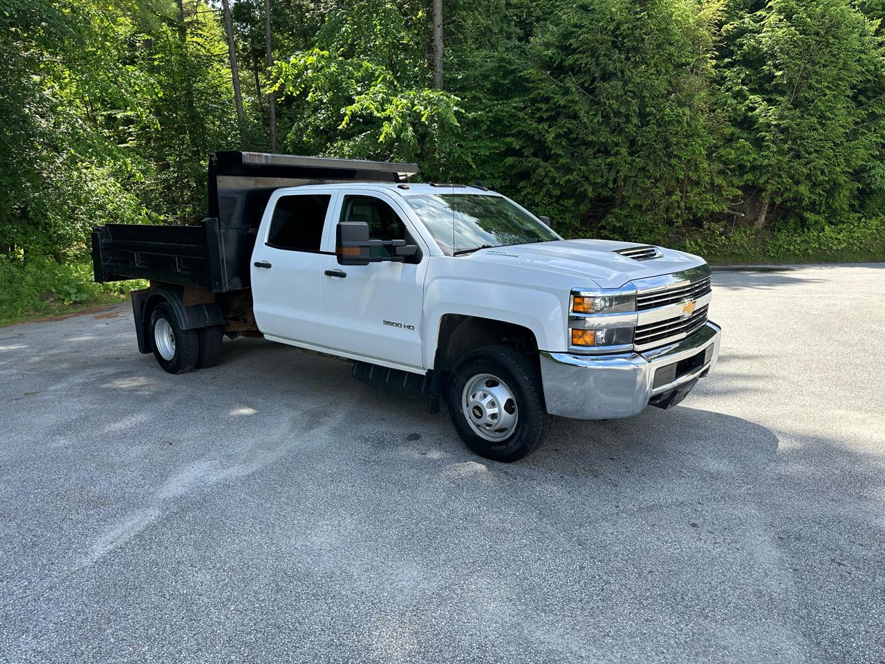 Chevrolet Silverado 3500HD 4WD Crew Cab 171.5" WB, 59.06" CA WT 2018