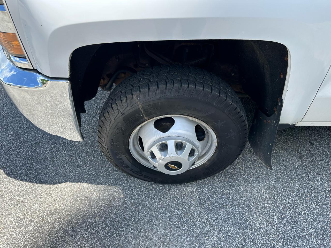 Chevrolet Silverado 3500HD 4WD Crew Cab 171.5" WB, 59.06" CA WT 2018
