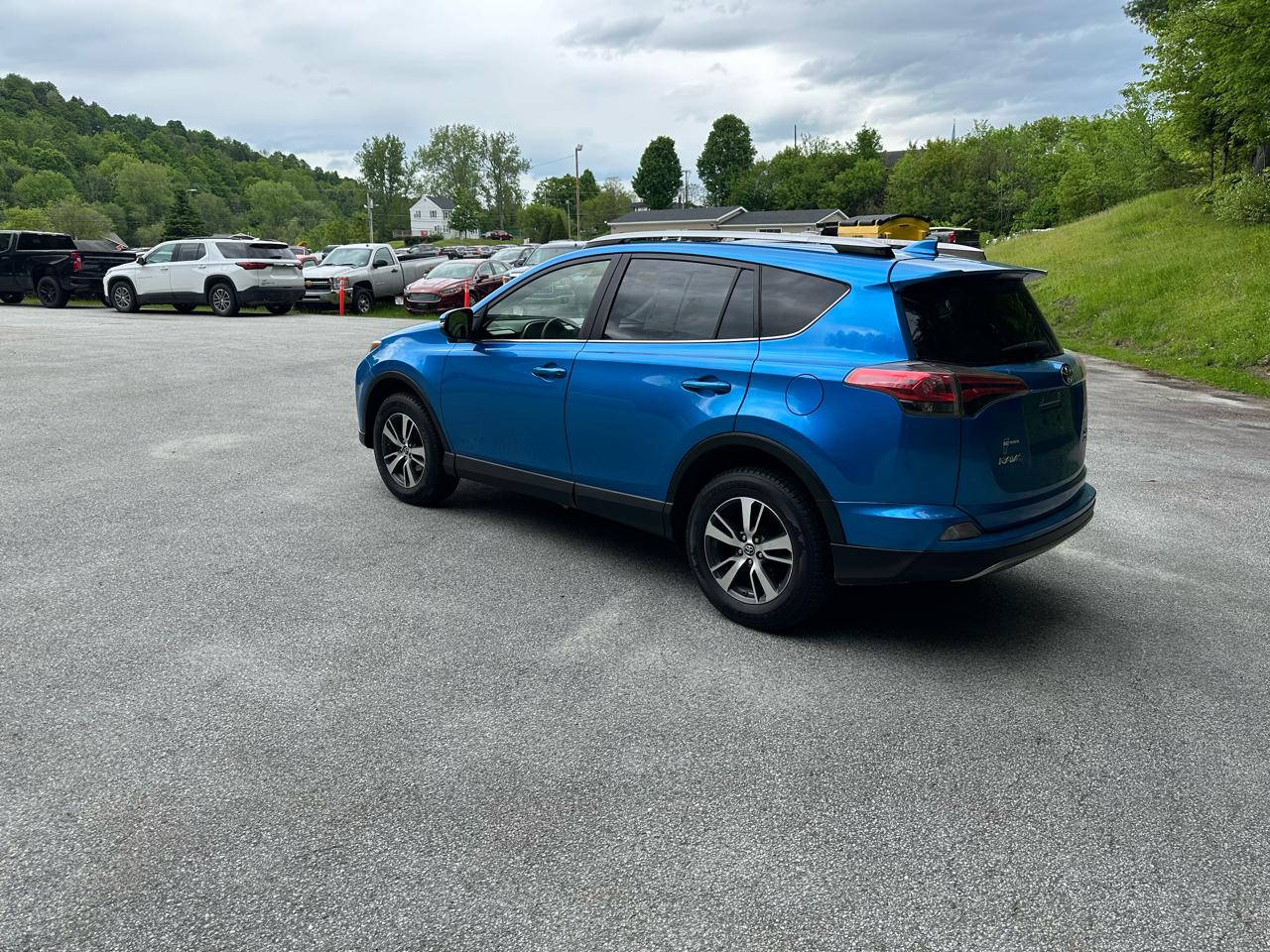 Toyota RAV4 Adventure AWD (Natl) 2018