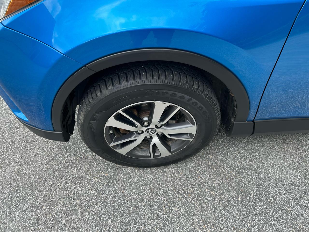Toyota RAV4 Adventure AWD (Natl) 2018