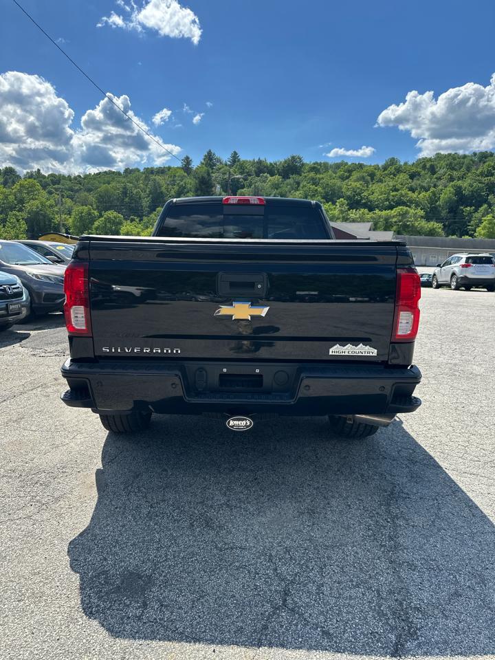 Chevrolet Silverado 1500 4WD Crew Cab 143.5" High Country 2018