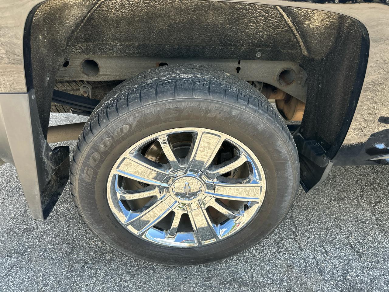 Chevrolet Silverado 1500 4WD Crew Cab 143.5" High Country 2018
