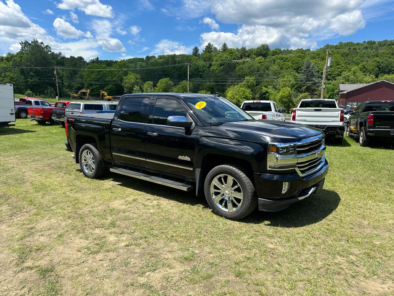 Chevrolet Silverado 1500 4WD Crew Cab 143.5" High Country 2018