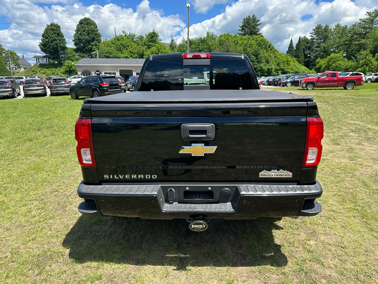 Chevrolet Silverado 1500 4WD Crew Cab 143.5" High Country 2018