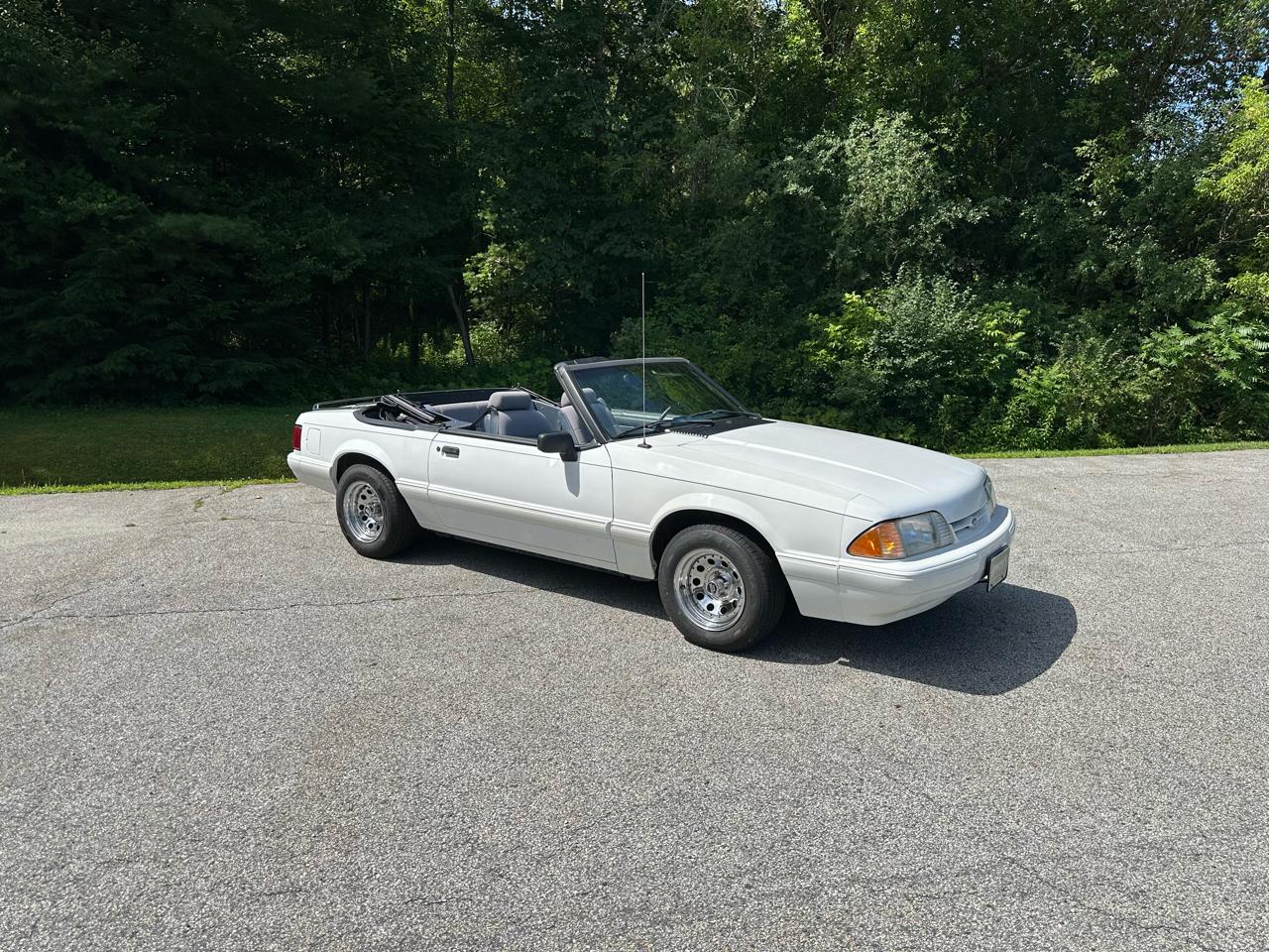Ford Mustang 2dr Convertible LX 1992