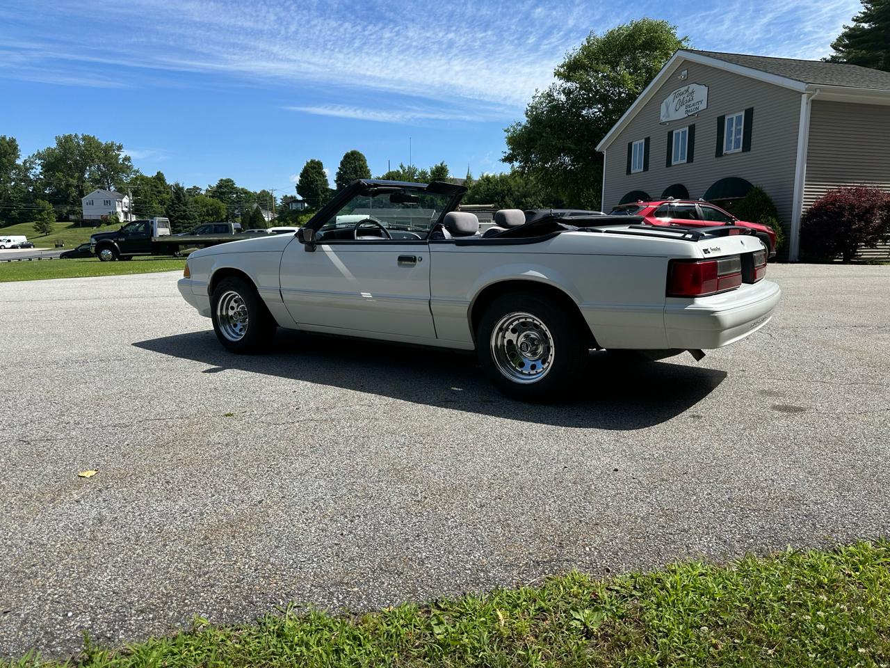 Ford Mustang 2dr Convertible LX 1992