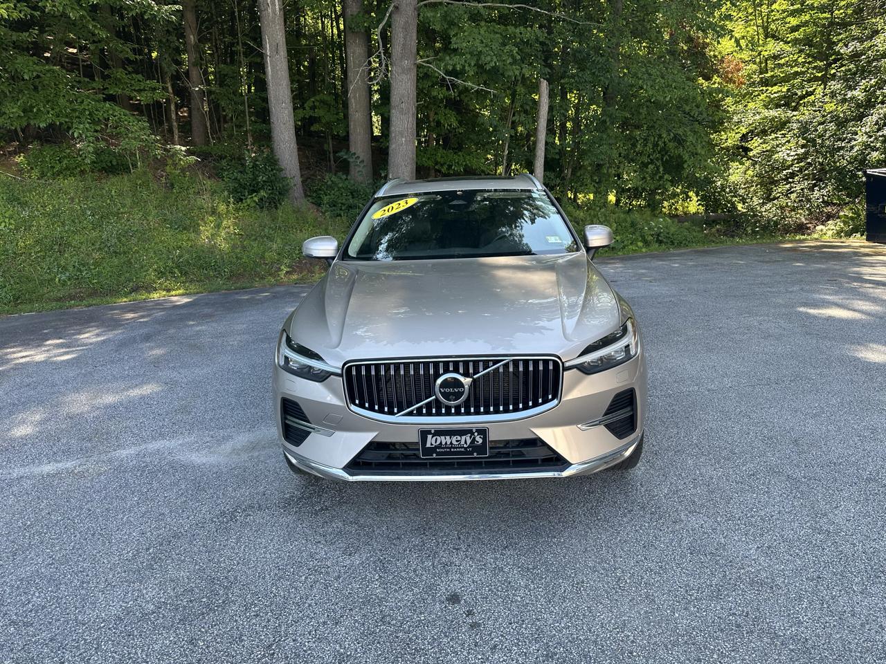 Volvo XC60 B5 AWD Plus Bright Theme 2023