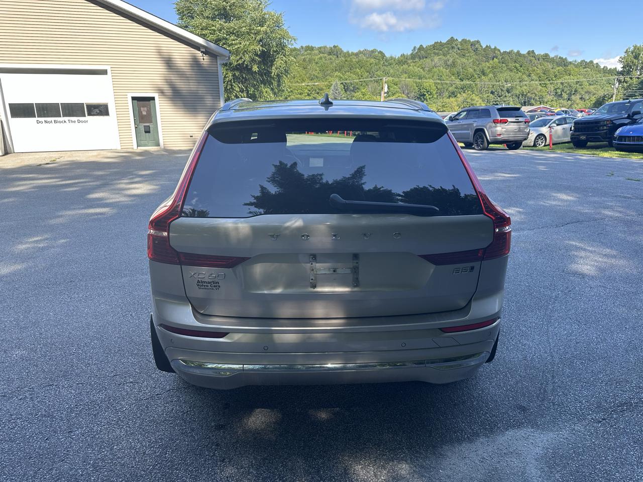 Volvo XC60 B5 AWD Plus Bright Theme 2023