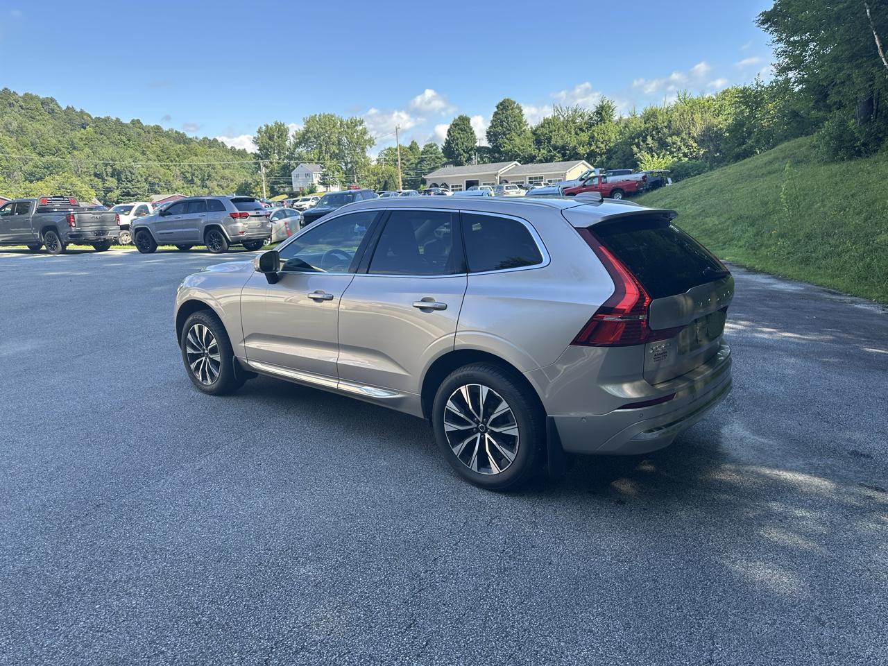 Volvo XC60 B5 AWD Plus Bright Theme 2023