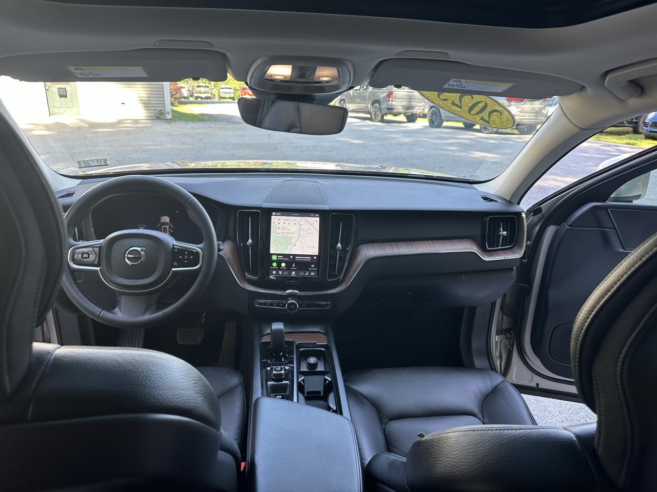 Volvo XC60 B5 AWD Plus Bright Theme 2023