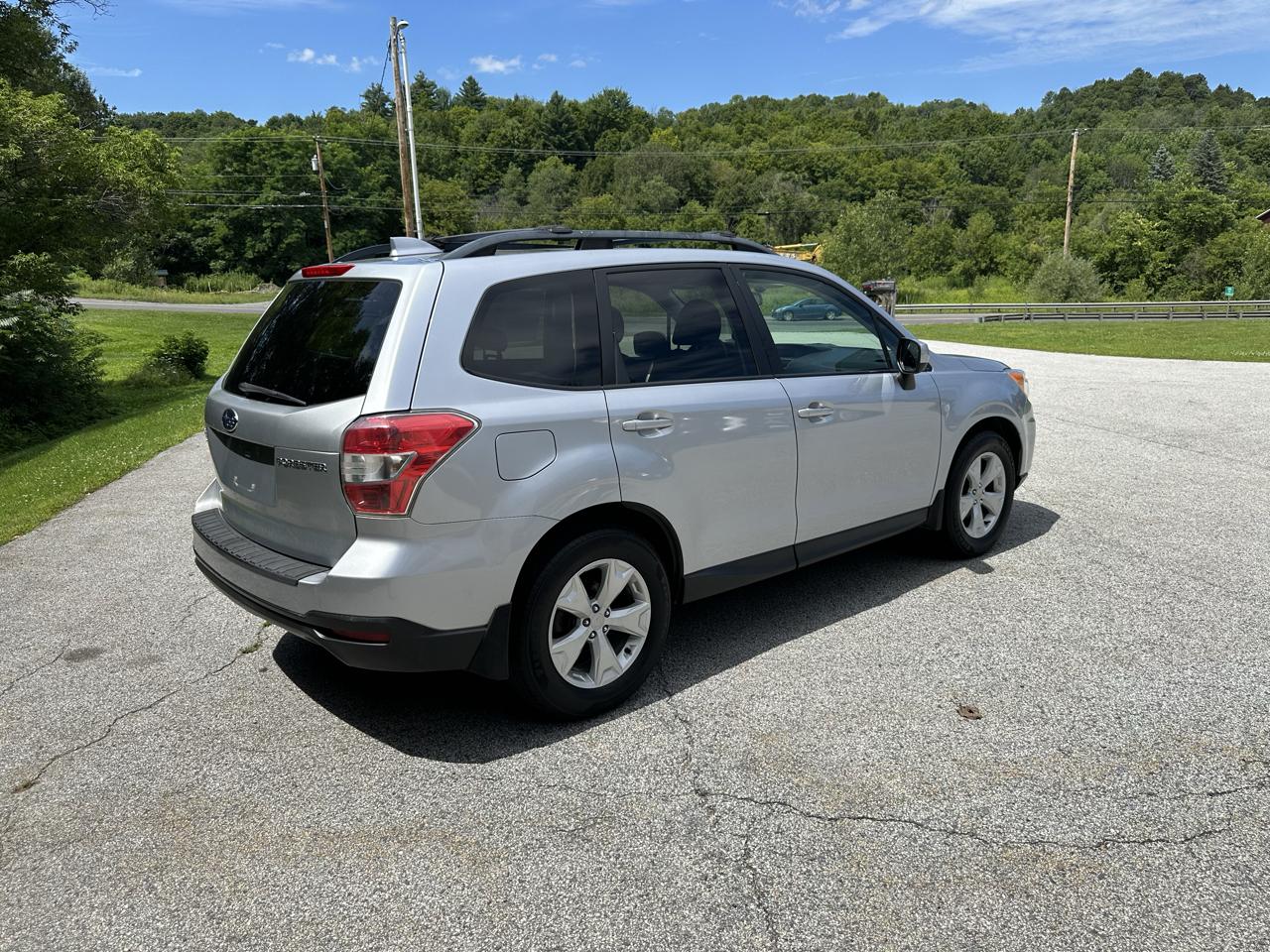 Subaru Forester 4dr Man 2.5i Premium PZEV 2016