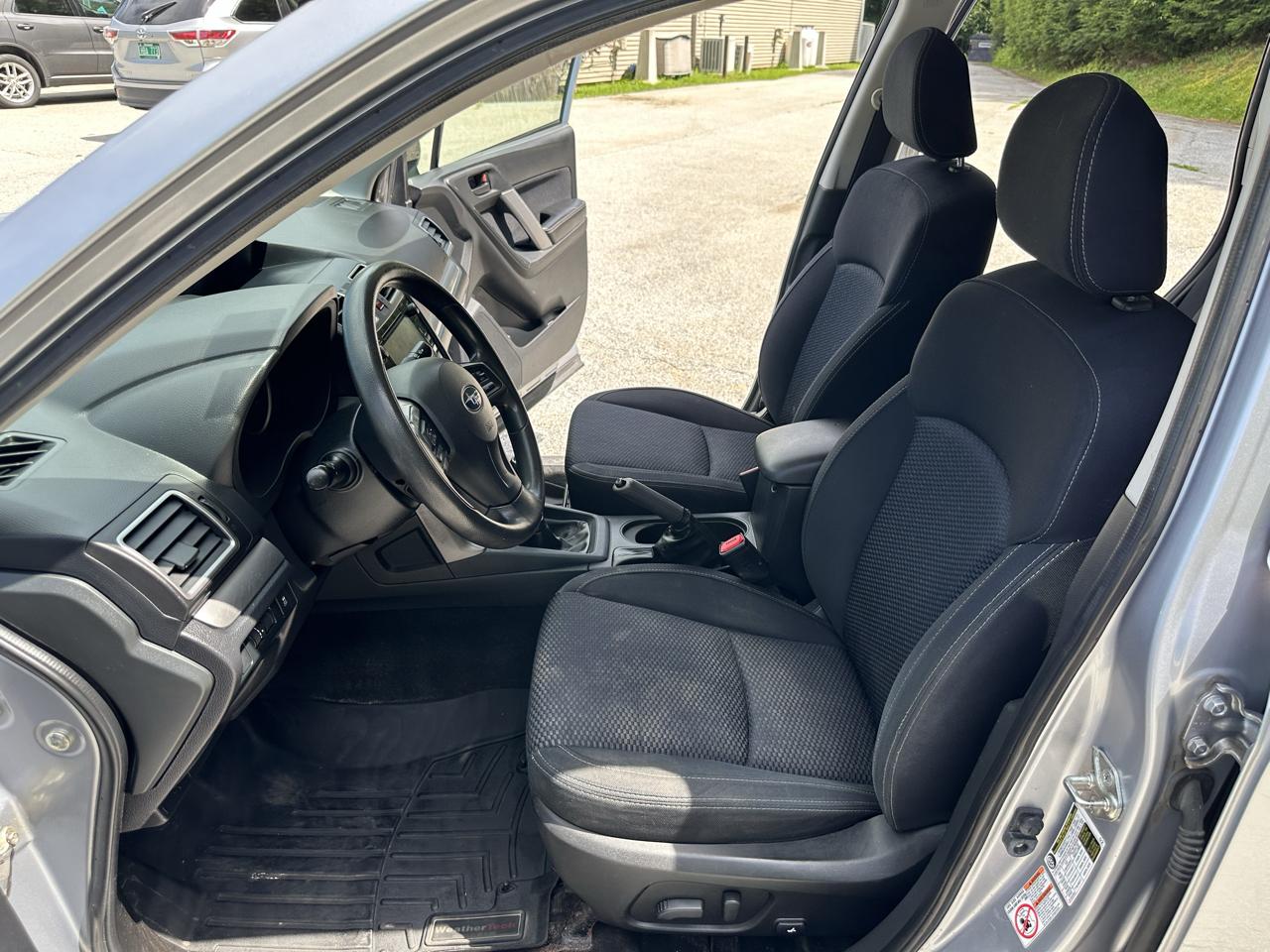 Subaru Forester 4dr Man 2.5i Premium PZEV 2016