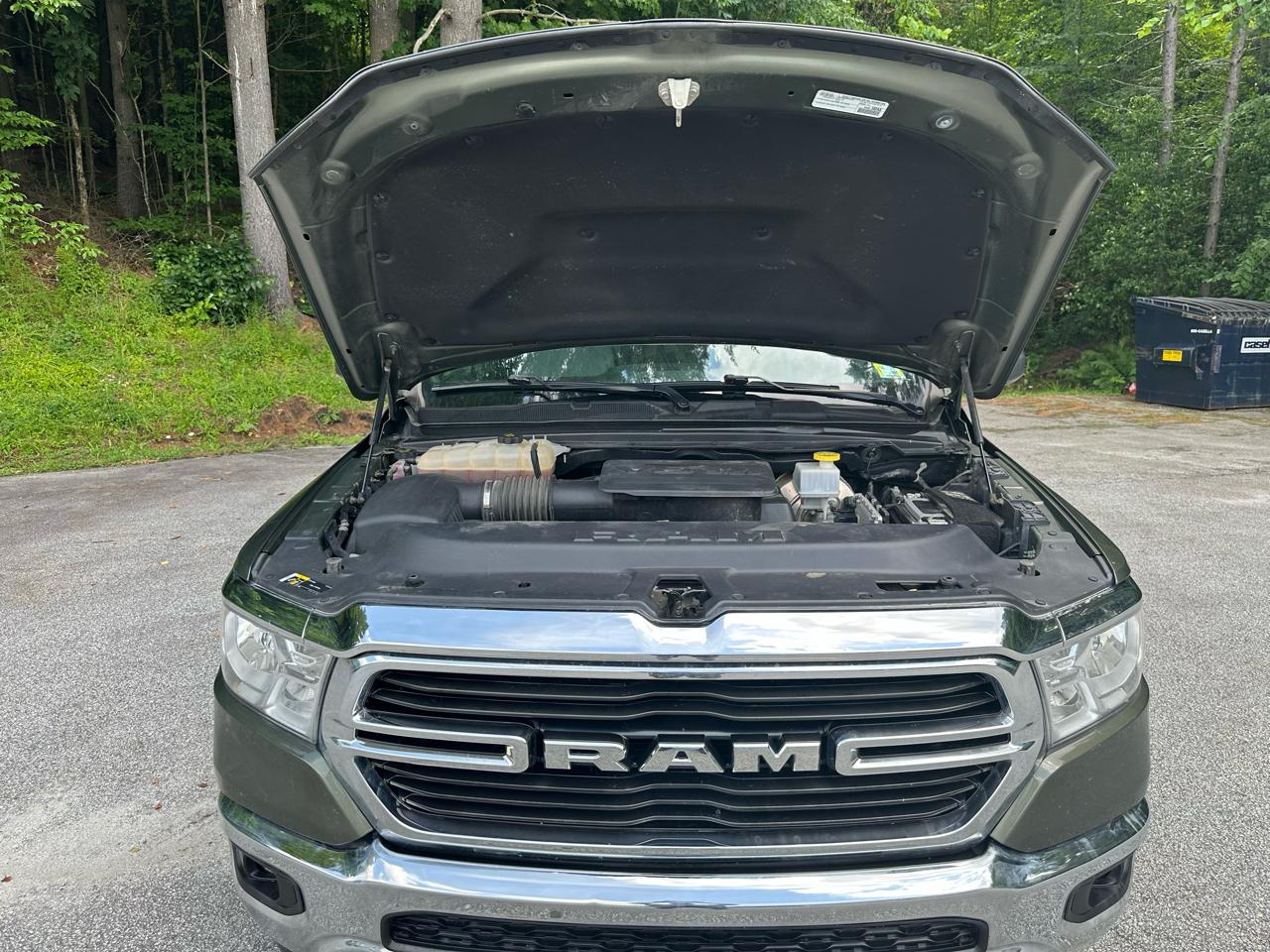 RAM 1500 Big Horn 4x4 Crew Cab 5'7" Box 2021
