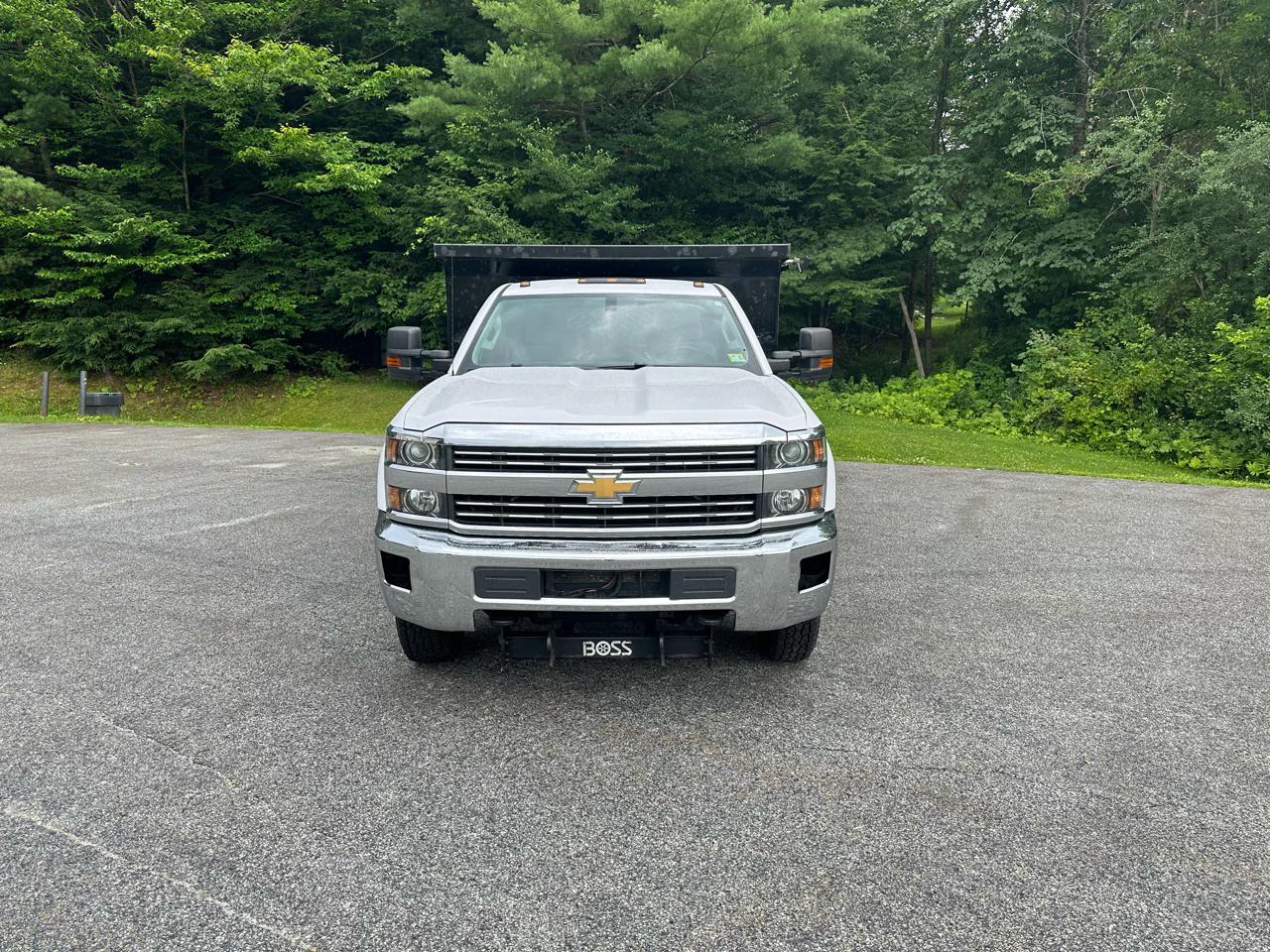 Chevrolet Silverado 3500HD 4WD Reg Cab 137.5" WB, 59.06" CA WT 2018