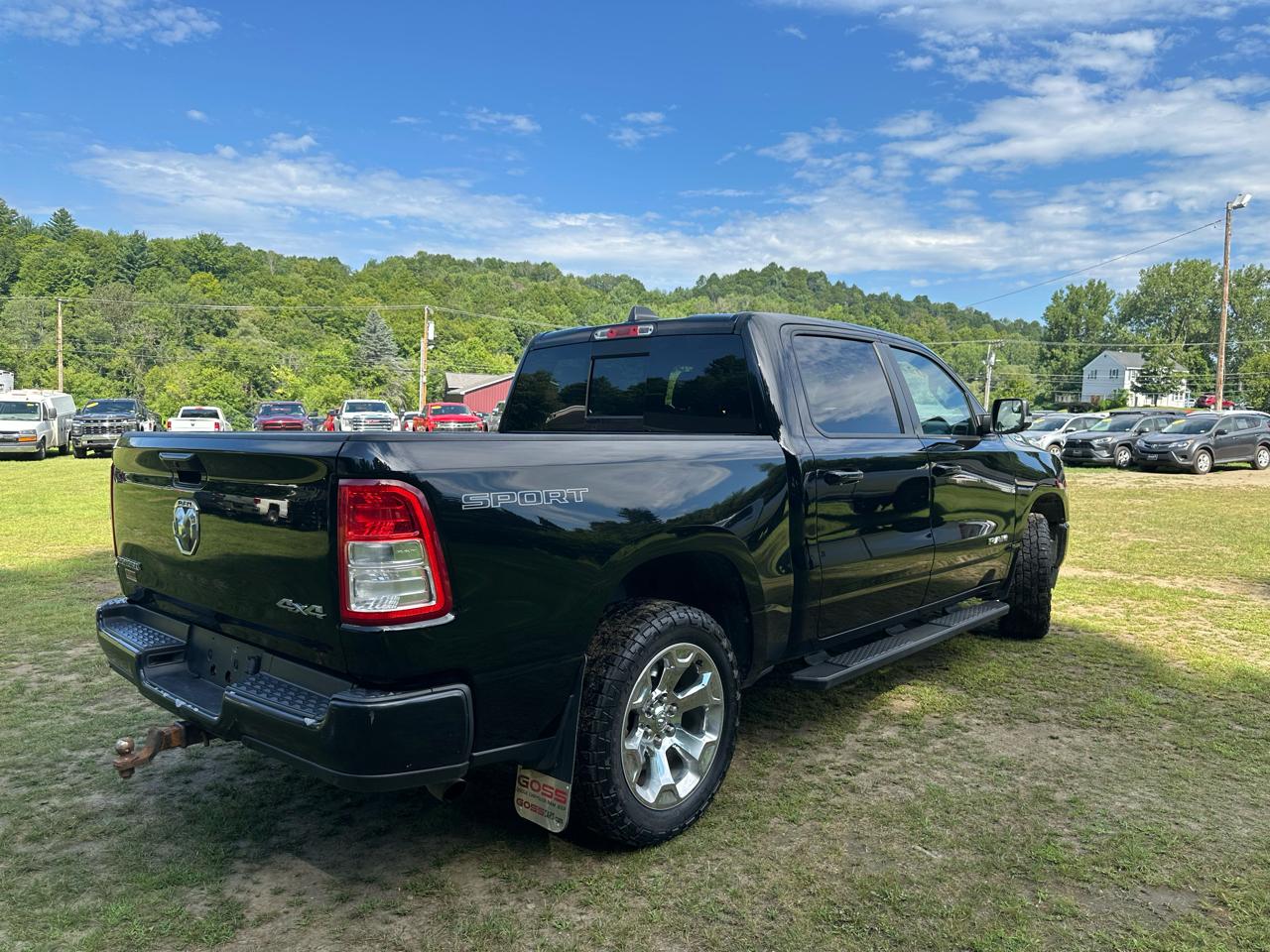 RAM 1500 4WD Crew Cab 140.5" Big Horn 2022