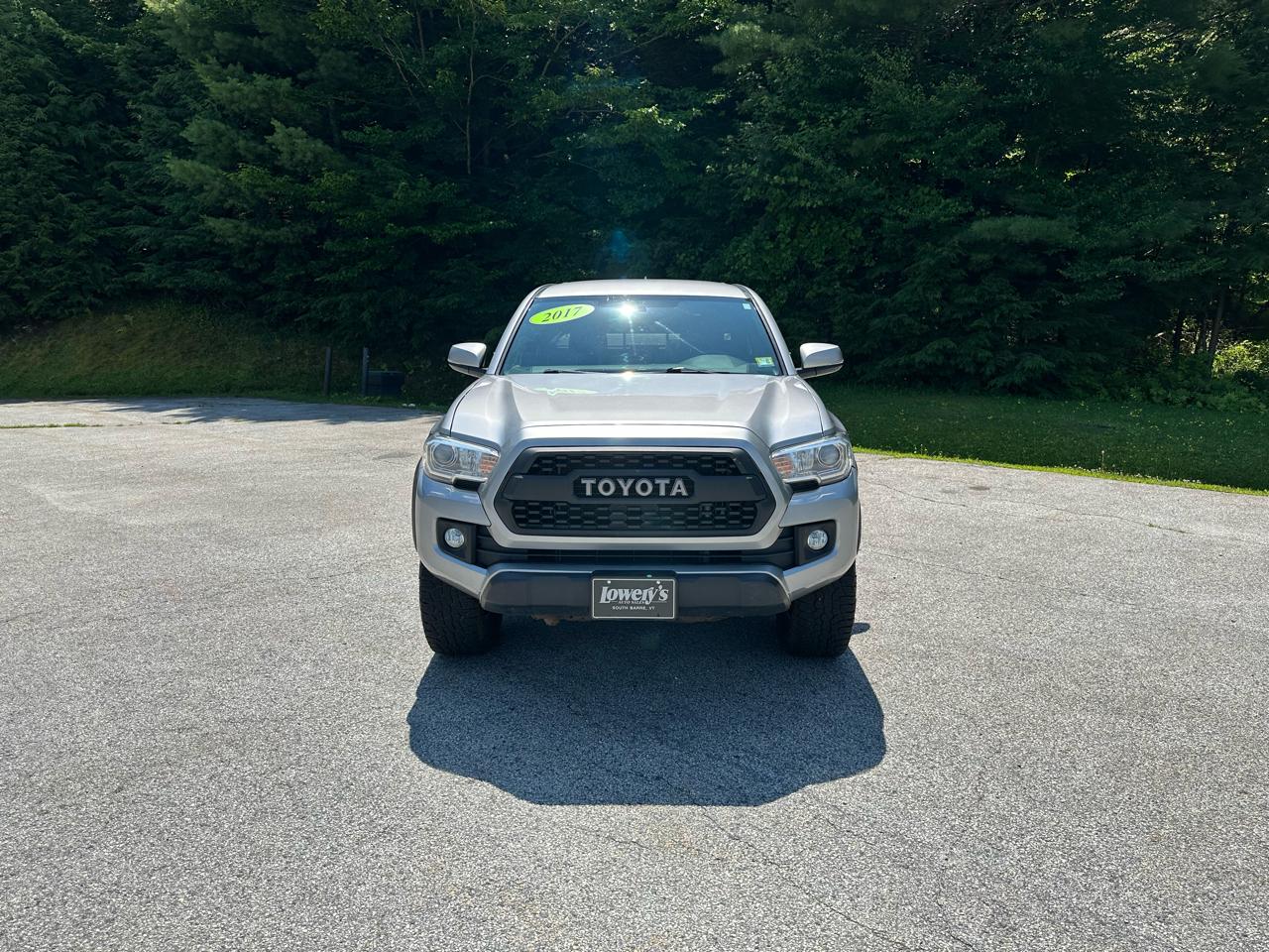 Toyota Tacoma 4WD Double Cab V6 MT TRD Off Road (Natl) 2017