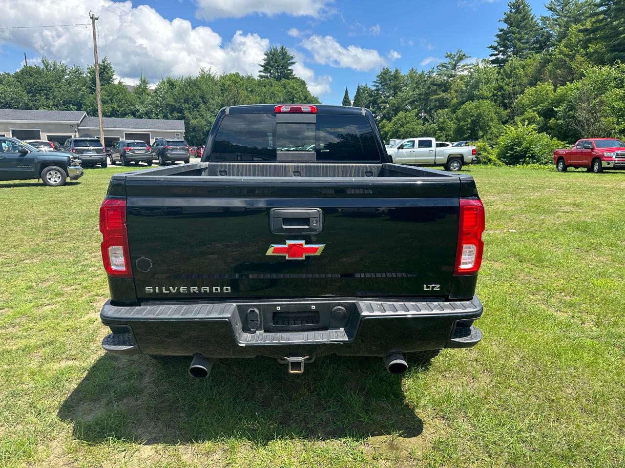 Chevrolet Silverado 1500 4WD Crew Cab 153.0" LTZ w/2LZ 2018