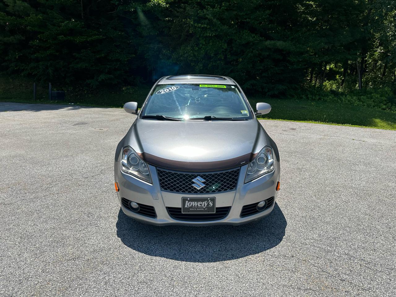Suzuki Kizashi 4dr Sdn CVT AWD SLS 2010
