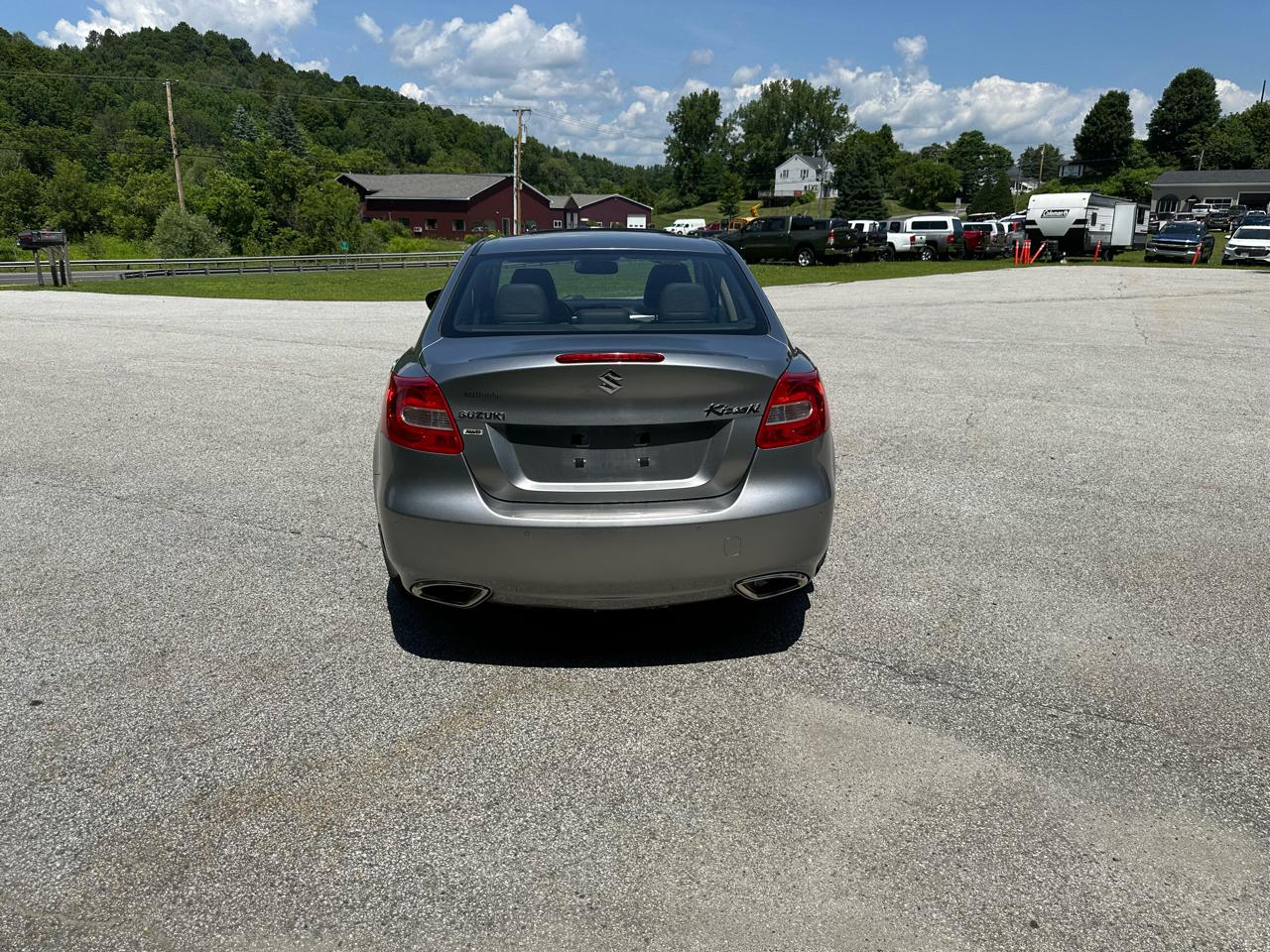 Suzuki Kizashi 4dr Sdn CVT AWD SLS 2010