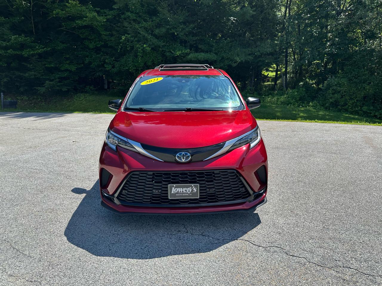 Toyota Sienna XSE AWD 7-Passenger (Natl) 2021