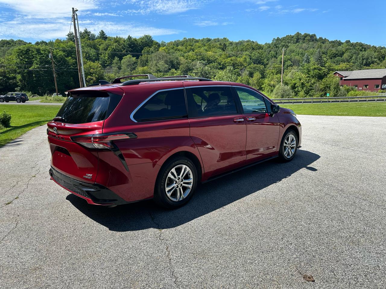 Toyota Sienna XSE AWD 7-Passenger (Natl) 2021
