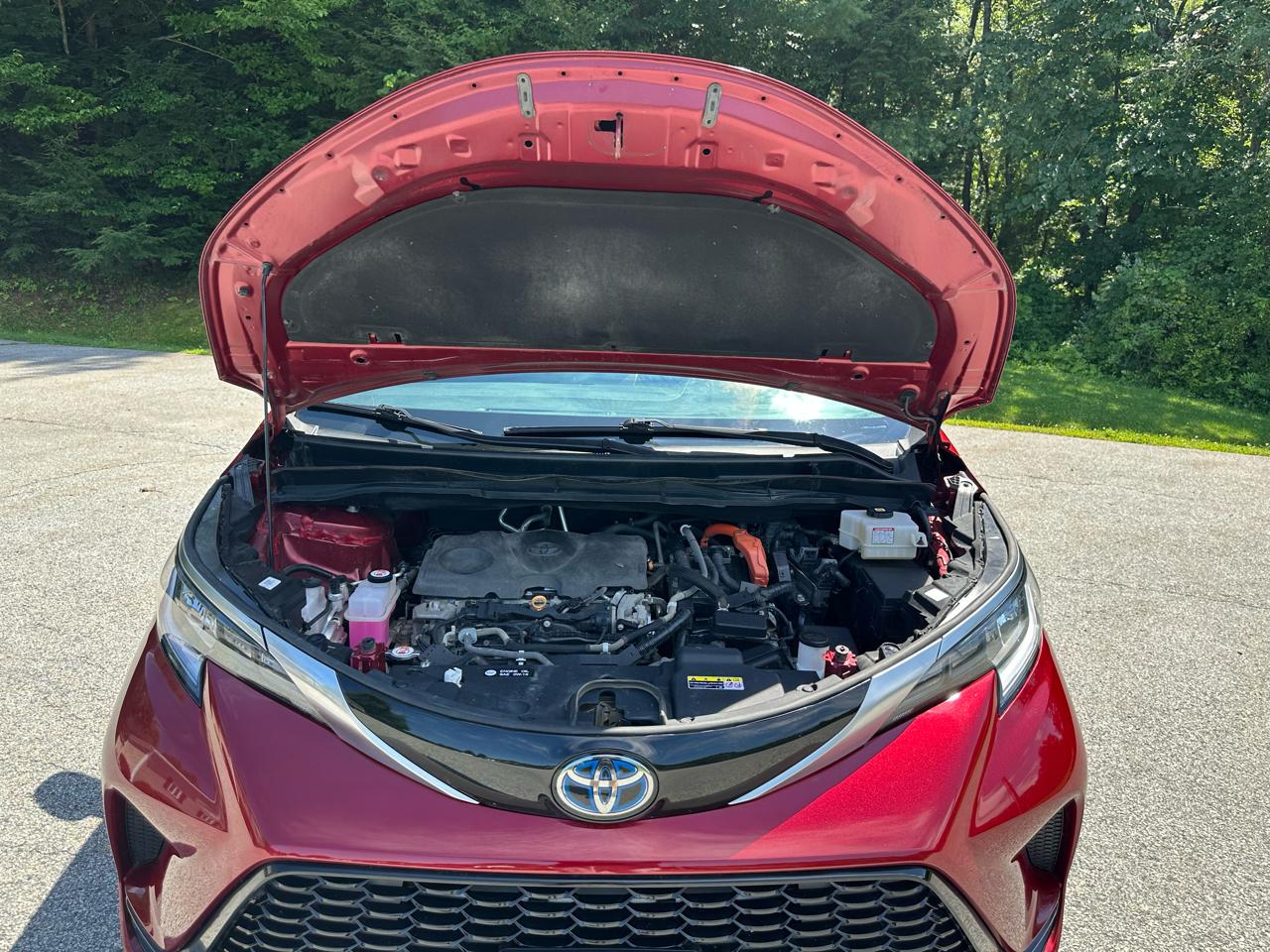 Toyota Sienna XSE AWD 7-Passenger (Natl) 2021