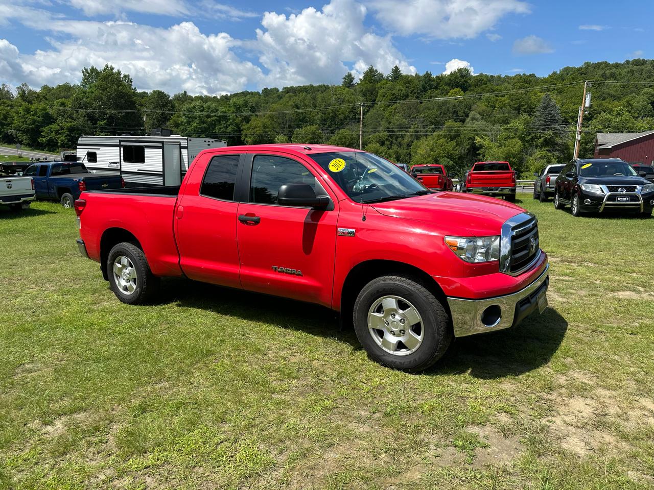 Toyota Tundra 4WD Truck Double Cab 5.7L V8 6-Spd AT (Natl) 2013
