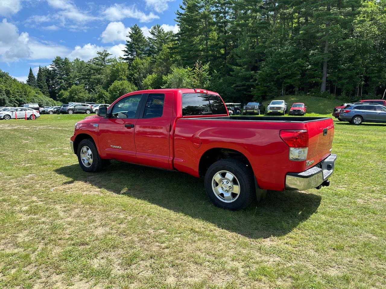 Toyota Tundra 4WD Truck Double Cab 5.7L V8 6-Spd AT (Natl) 2013