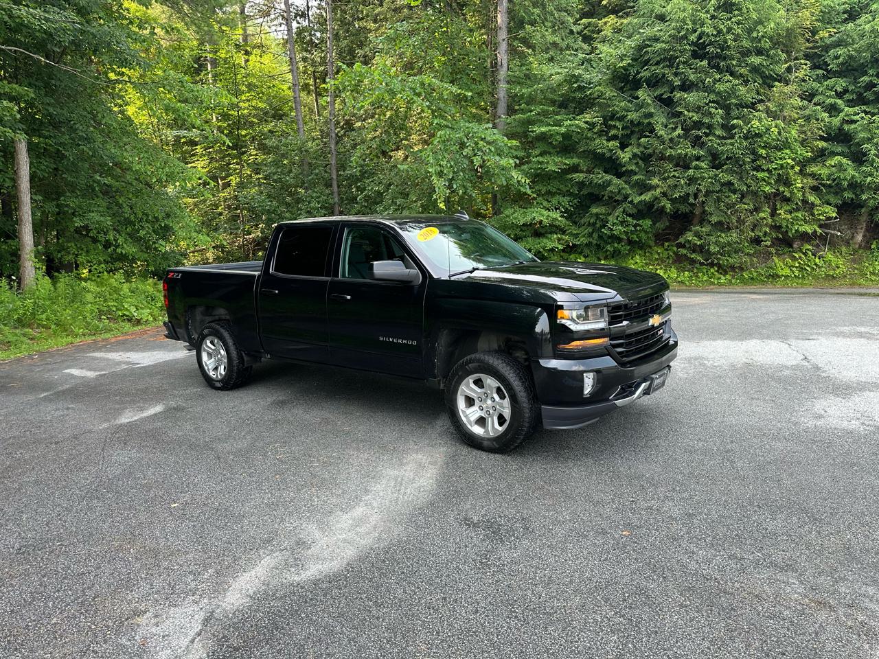 Chevrolet Silverado 1500 4WD Crew Cab 143.5" LT w/2LT 2018