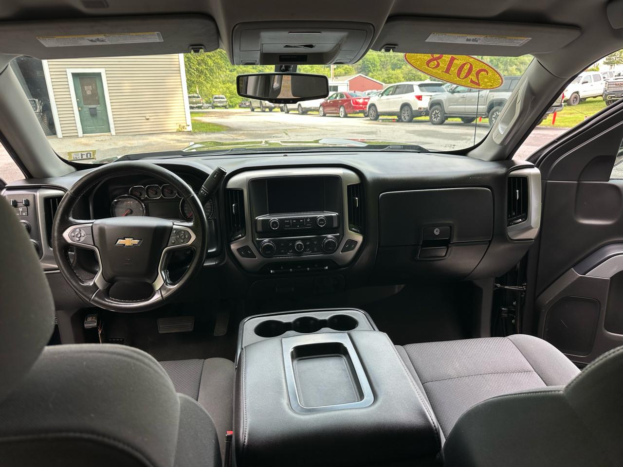 Chevrolet Silverado 1500 4WD Crew Cab 143.5" LT w/2LT 2018