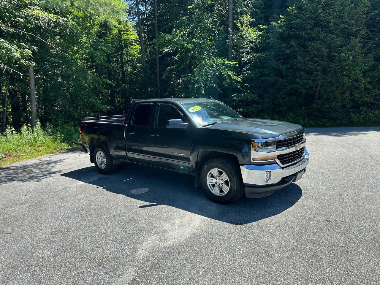 Chevrolet Silverado 1500 4WD Double Cab 143.5" LT w/1LT 2017